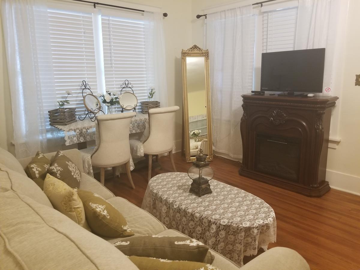 Hôtel Gibbs Street Manor à New Waverly Extérieur photo